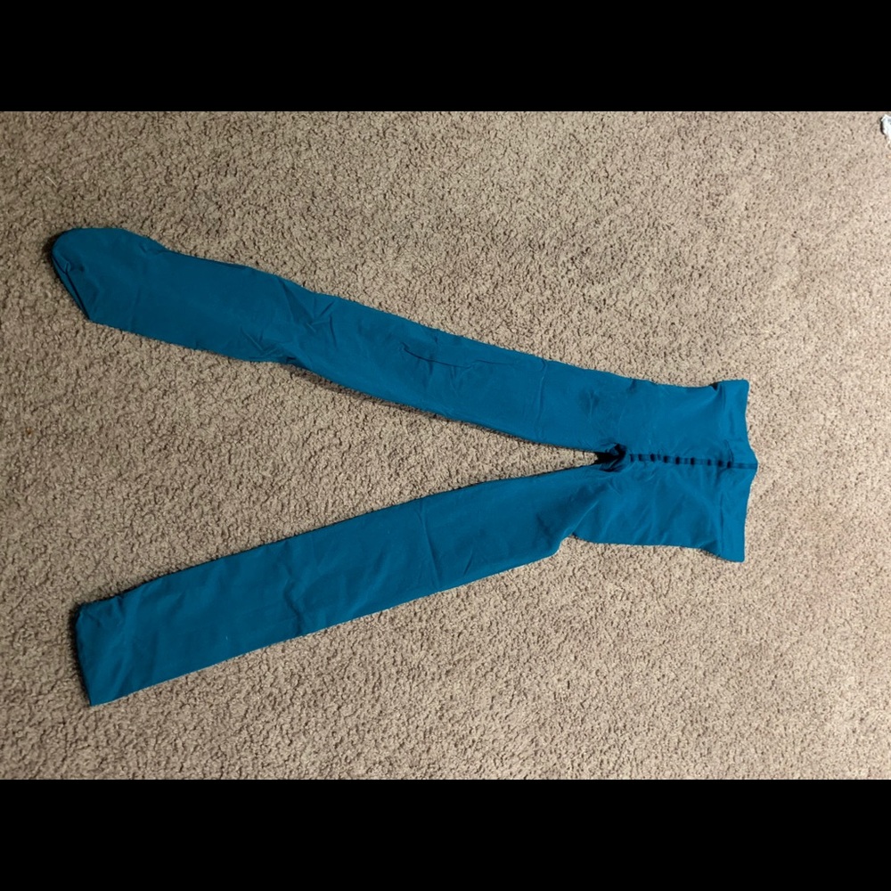 Clothes - Picture 9 of 16